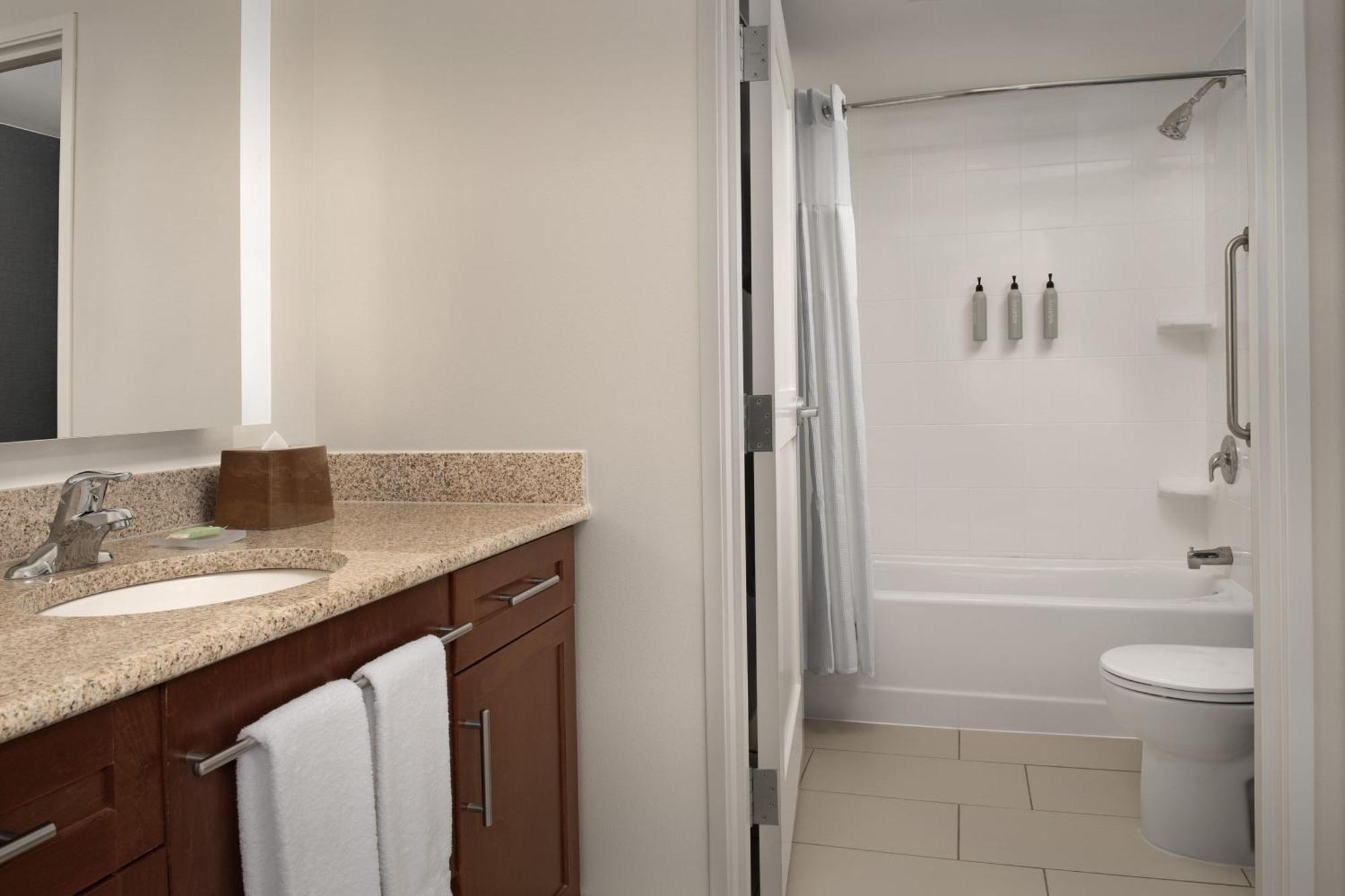 Residence Inn By Marriott Syracuse Downtown At Armory Square Zewnętrze zdjęcie